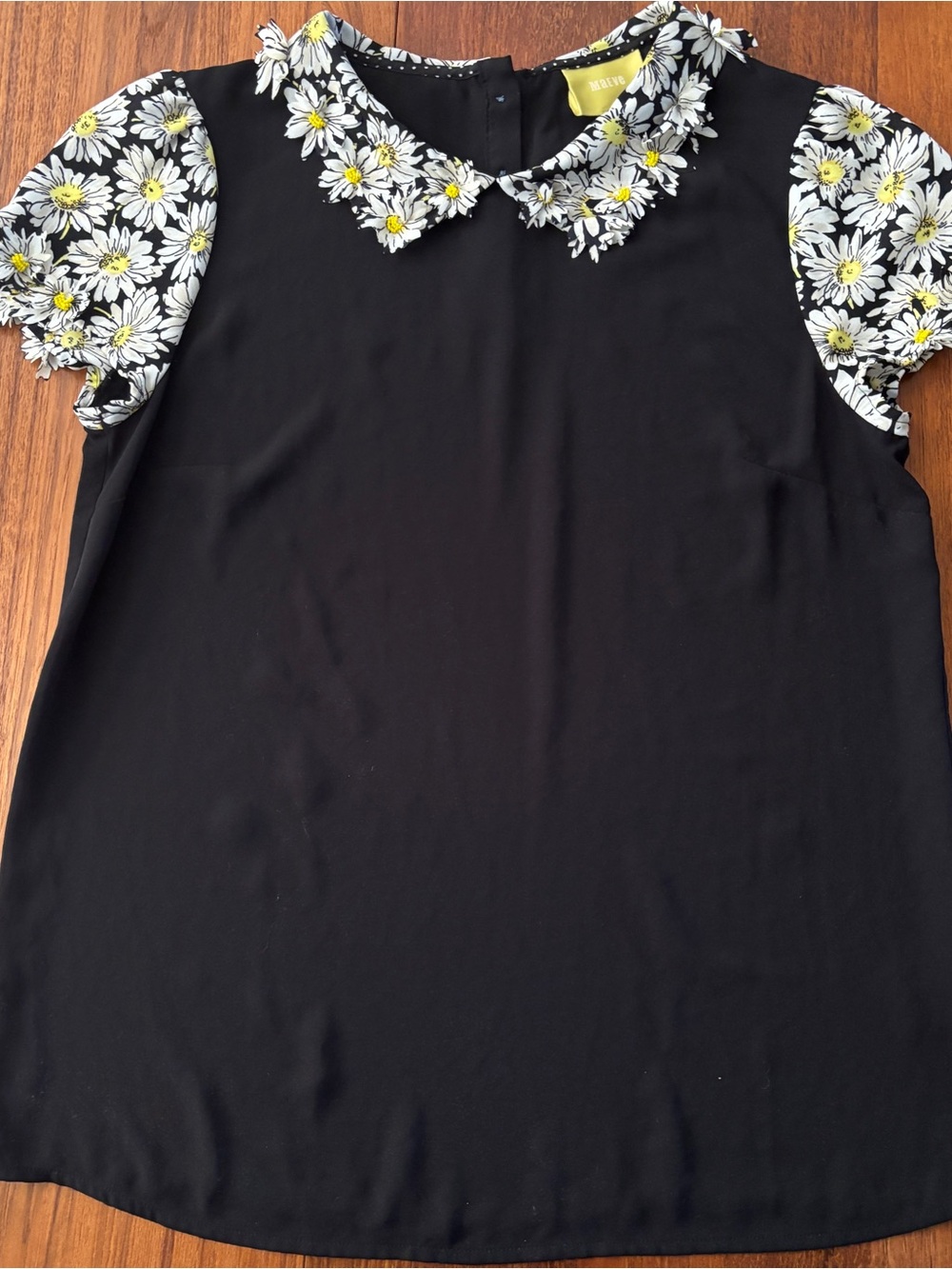 Anthropologie Black Blouse with White & Yellow Daisy Collar